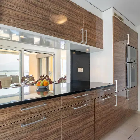 Apartment Le Belvedere D1-4 By Interhome *